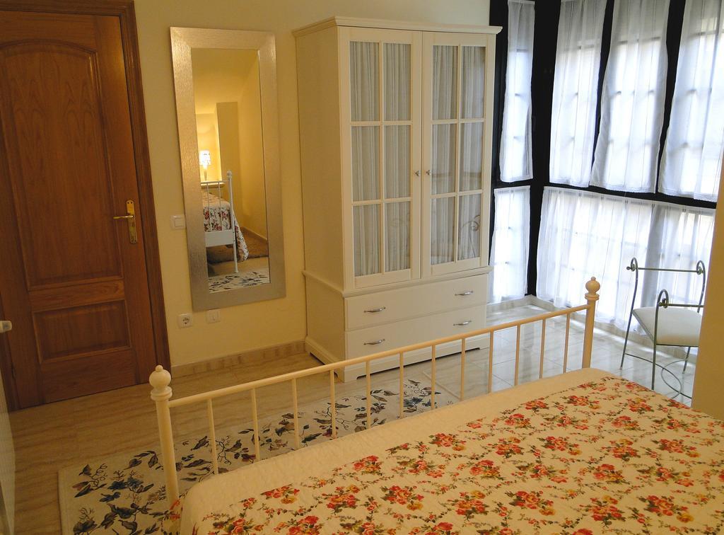 Apartamentos El Pinedo Noja Habitación foto